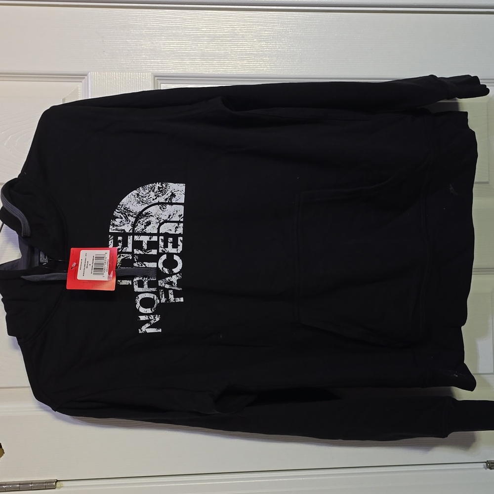 NEW WITH TAGS THE NORTH FACE BLACK MENS HOODIE SWEATSHIRT SIZE M**